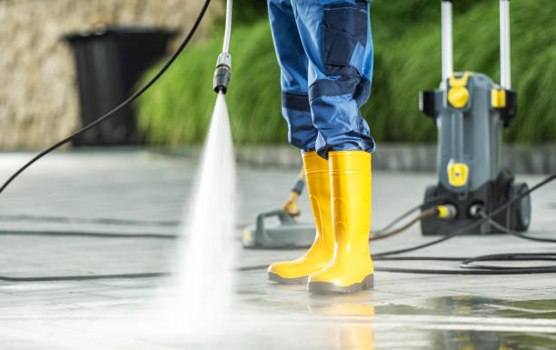 Best Garage Pressure Washing  in Oakdale, CA