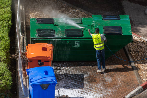 Best Local Pressure Washing Services  in Oakdale, CA